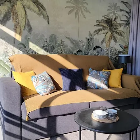Le Tropical